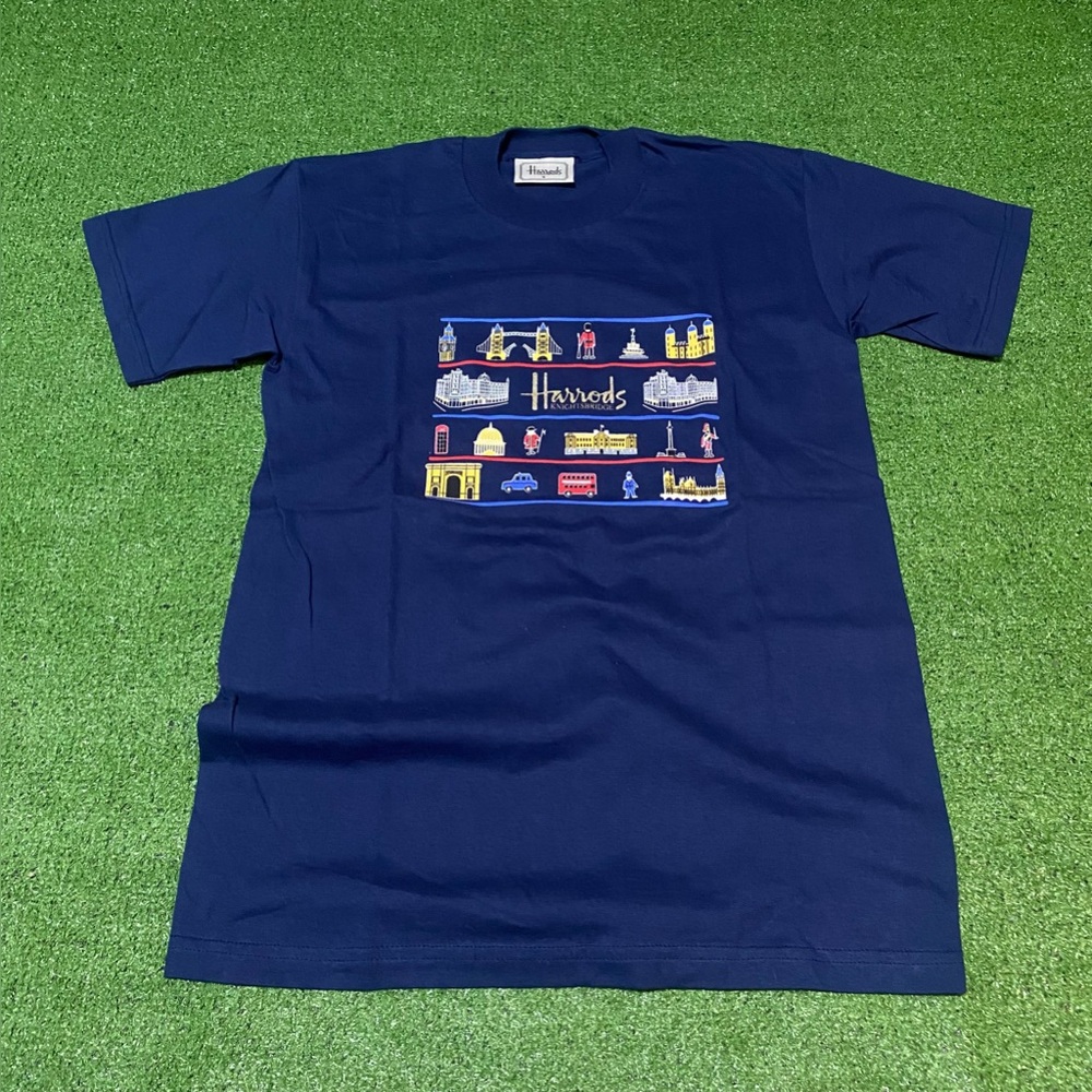 Vintage 90s Harrods Knightsbridge London T-Shirt Navy Blue Small Made in UK